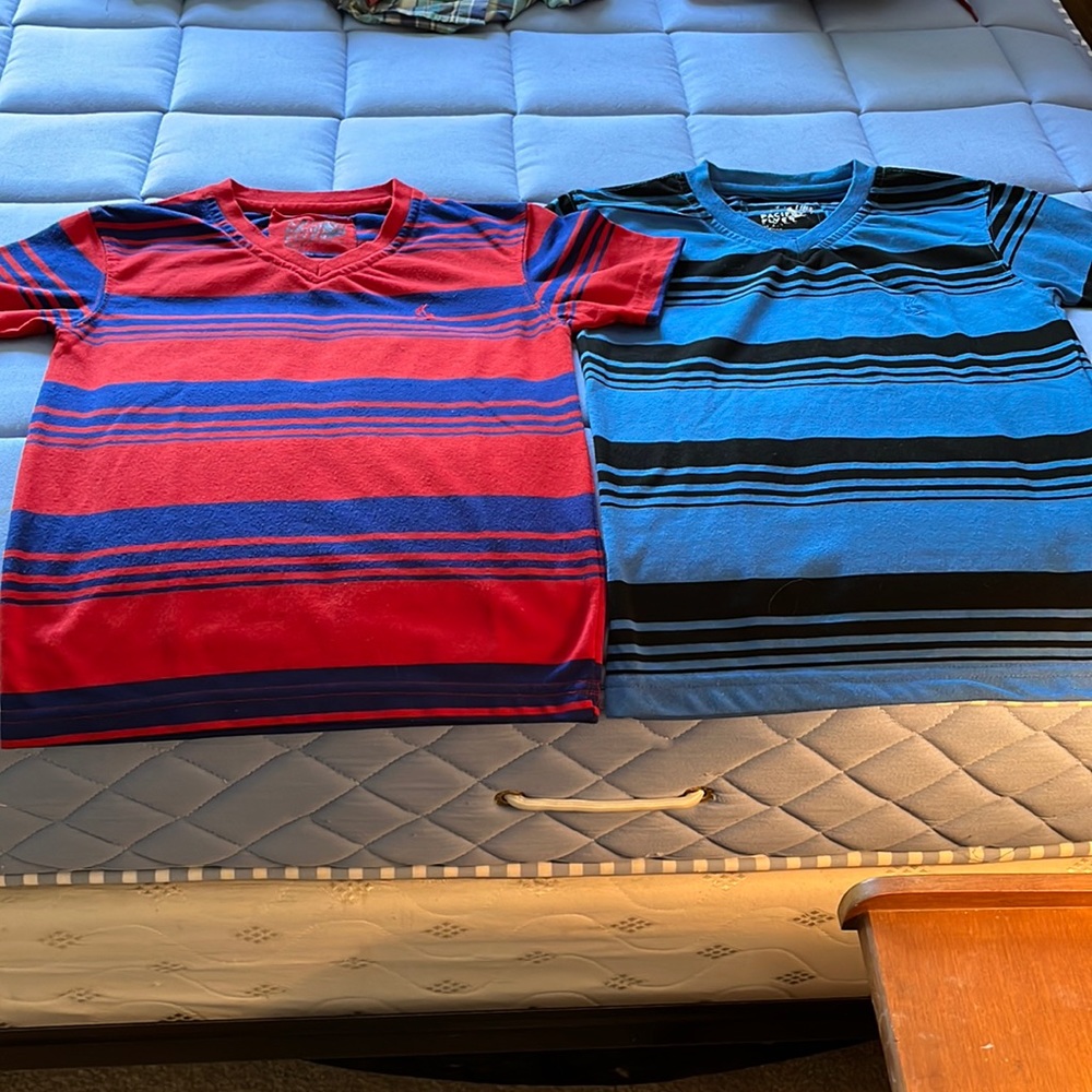 Bundle of Pacific Flyer short sleeve boys v-neck shirts - size 5. Great shape!